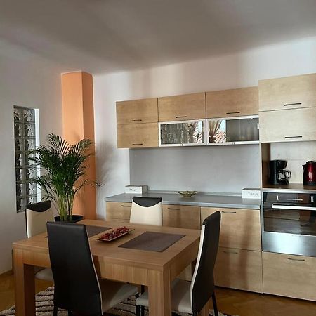 Winterland Sf.Ioan Apartment Брашов Екстериор снимка